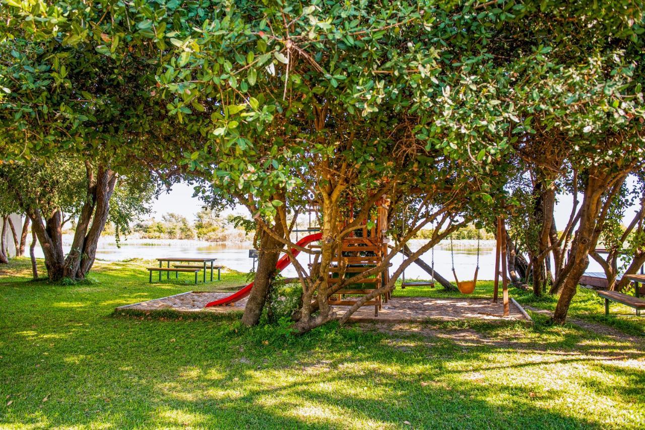 Zambezi Mubala Campsite Katima Mulilo Luaran gambar